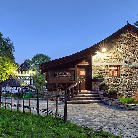Farm Stay Cardaklije คูเลนวาคูฟ ภายนอก รูปภาพ