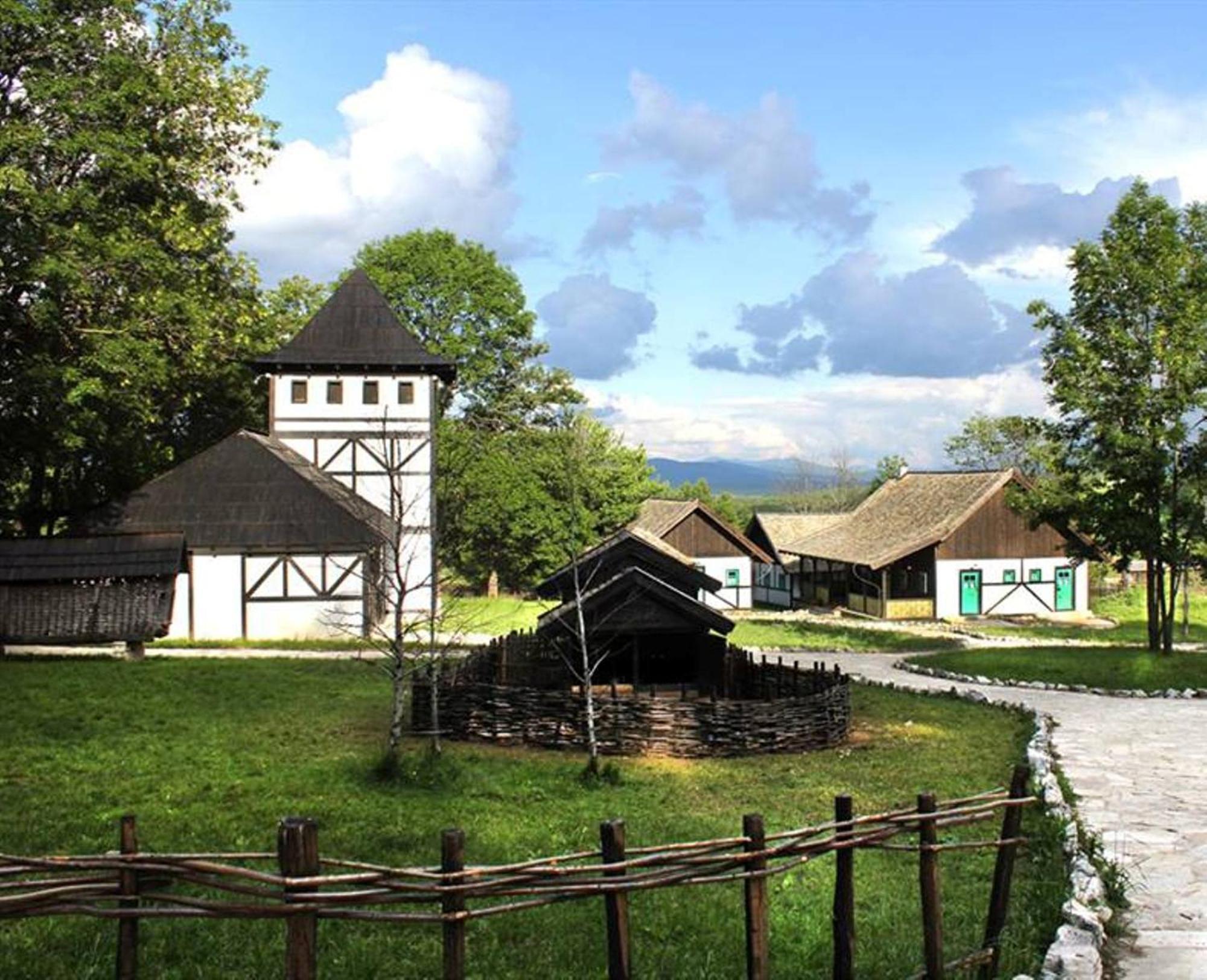 Farm Stay Cardaklije คูเลนวาคูฟ ภายนอก รูปภาพ