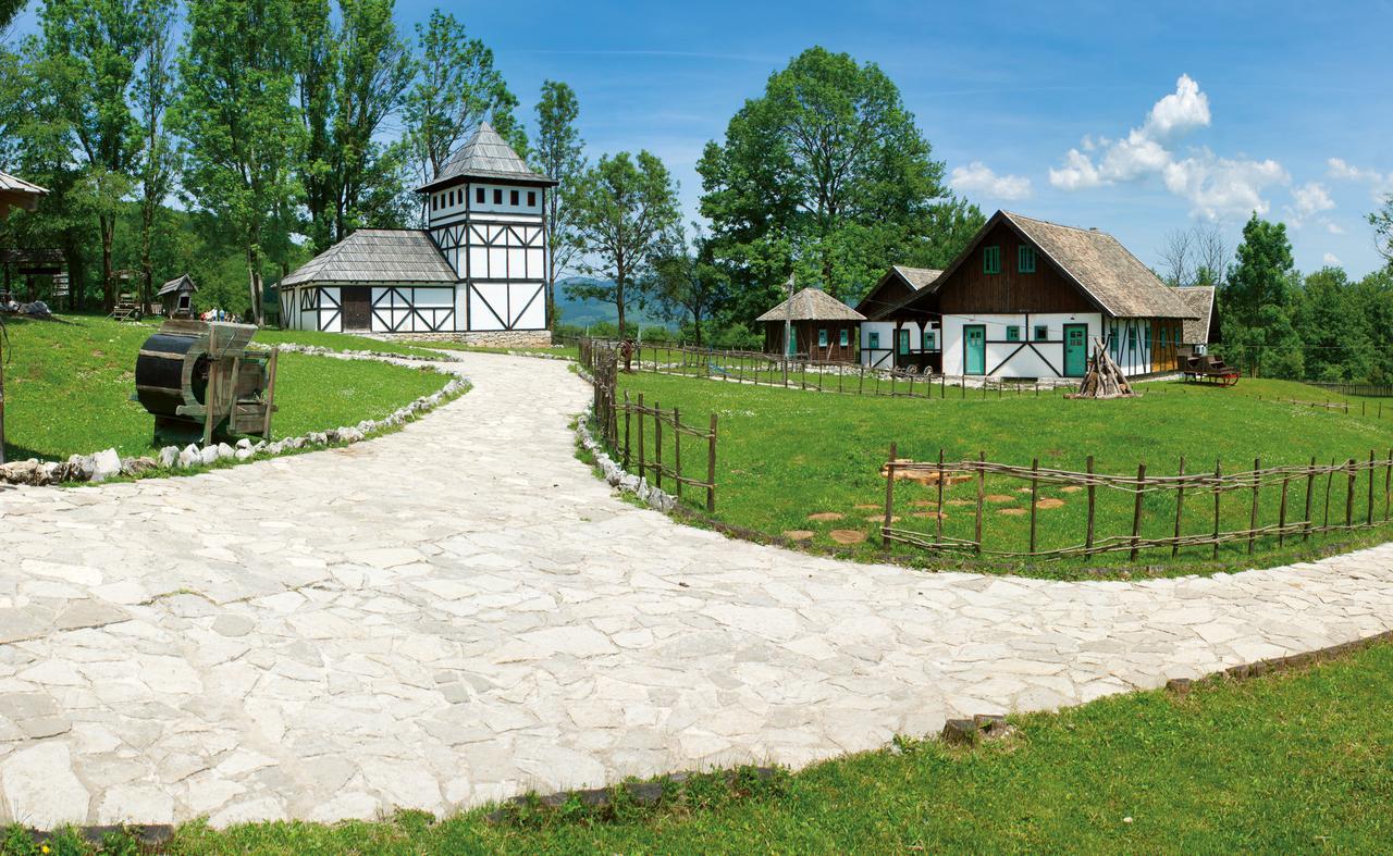 Farm Stay Cardaklije คูเลนวาคูฟ ภายนอก รูปภาพ