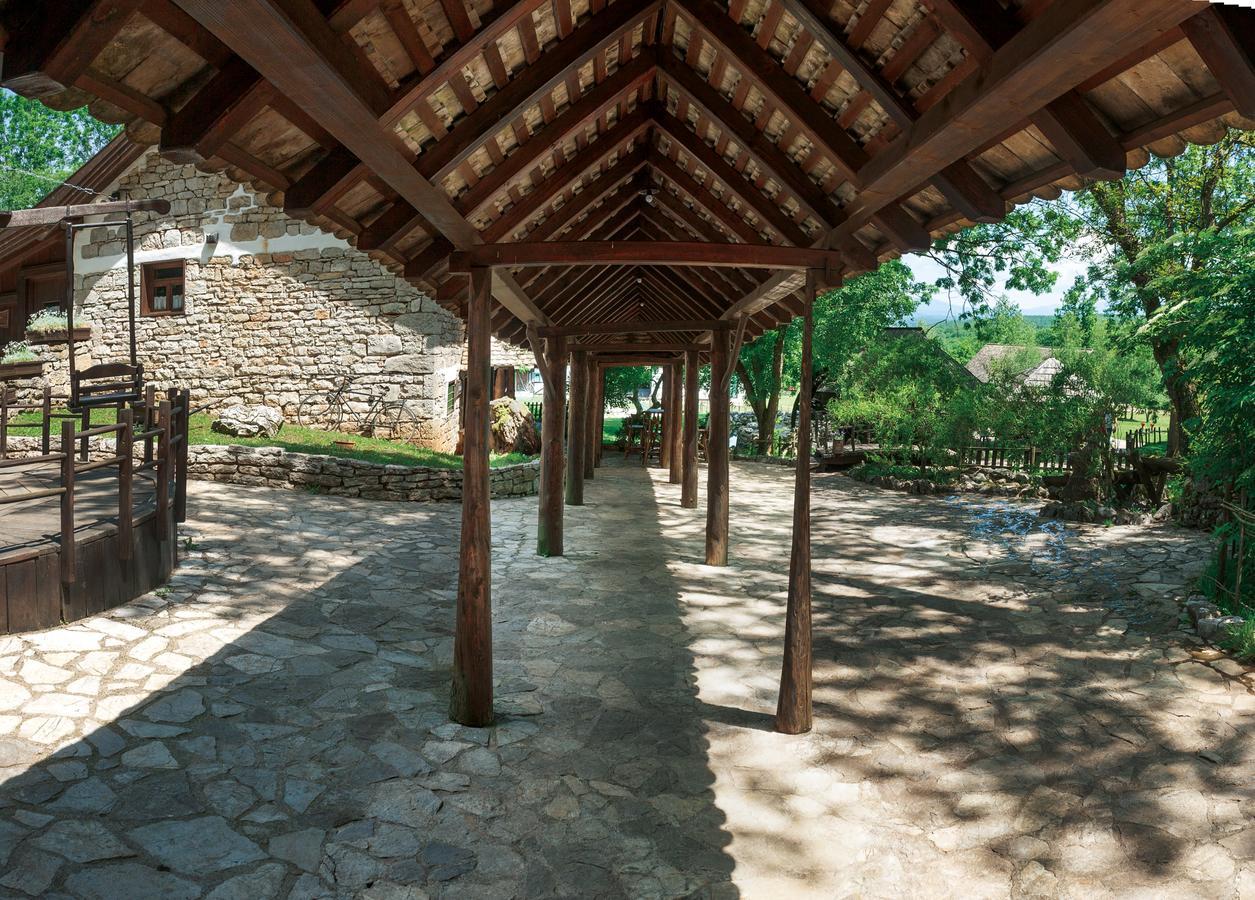 Farm Stay Cardaklije คูเลนวาคูฟ ภายนอก รูปภาพ